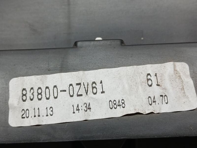 Recambio de cuadro instrumentos para toyota auris active referencia OEM IAM 838000ZV61  