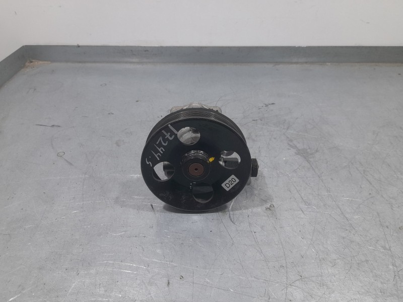 Recambio de bomba direccion para kia cerato i sedán (ld) 2.0 crdi referencia OEM IAM 53171  