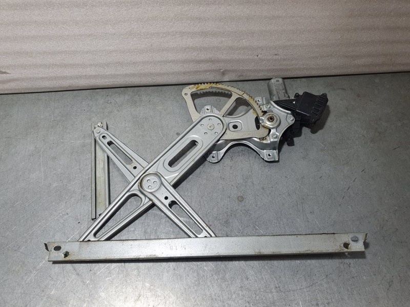 Recambio de elevalunas delantero derecho para toyota auris active referencia OEM IAM SIN REF  ELECTRICO 10 PINES
