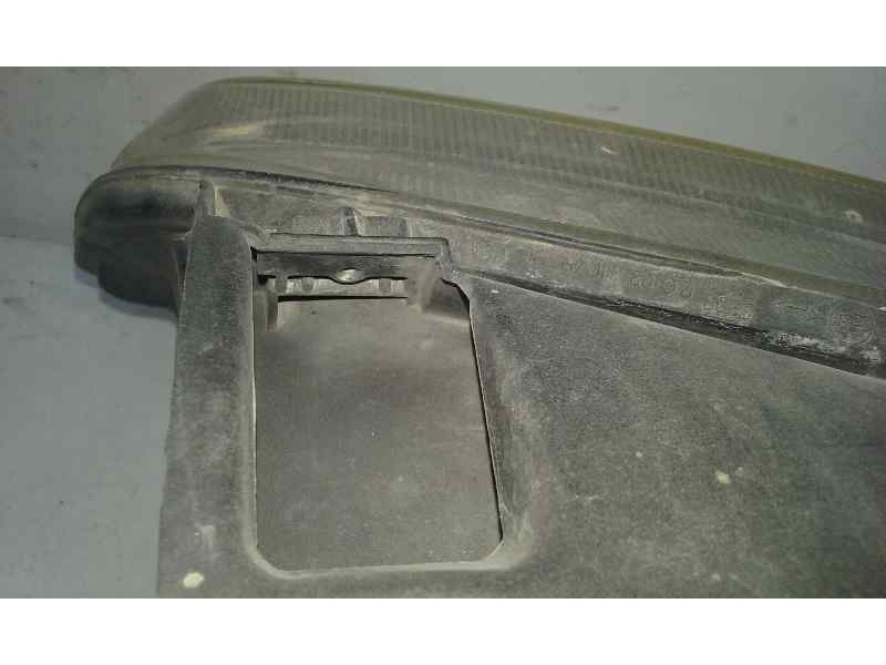 Recambio de faro derecho para seat ibiza (6k1) signo referencia OEM IAM 6K1941044A TOCADO 