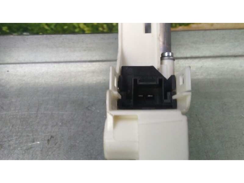 Recambio de motor elevalunas delantero izquierdo para audi q5 (8r) 3.0 tdi referencia OEM IAM 8K0959801B 1101919810200 BROSE