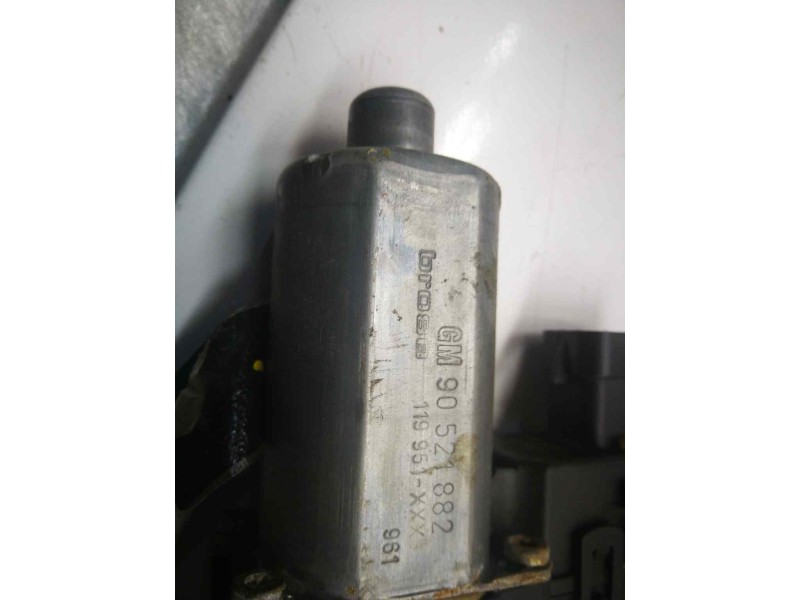 Recambio de elevalunas delantero derecho para opel astra g berlina comfort referencia OEM IAM 90521882  