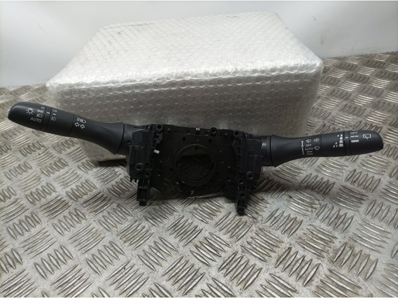 Recambio de mando luces y limpia para nissan qashqai (j11) acenta referencia OEM IAM 20206SD1  