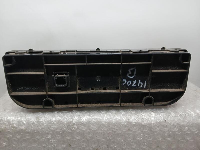 Recambio de mando climatizador para toyota auris active referencia OEM IAM 5590002380  