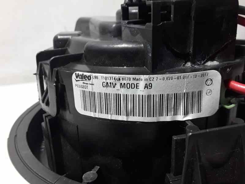 Recambio de motor calefaccion para peugeot 208 style referencia OEM IAM 98T101314  VALEO