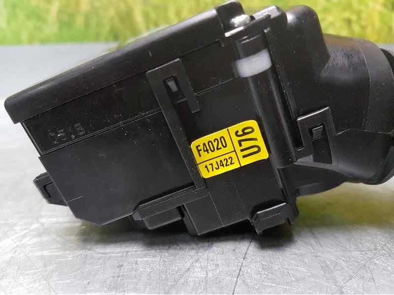 Recambio de mando limpia para toyota c-hr hybridid referencia OEM IAM 84652F4020  