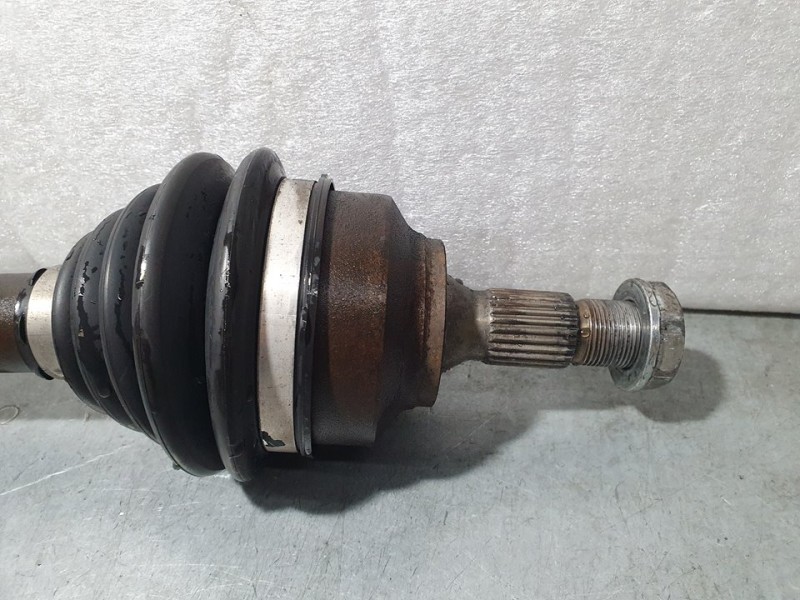 Recambio de transmision delantera izquierda para peugeot 207 x-line referencia OEM IAM 9656135180  