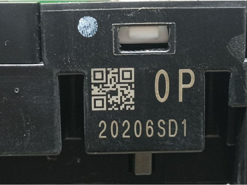 Recambio de mando luces y limpia para nissan qashqai (j11) acenta referencia OEM IAM 20206SD1  