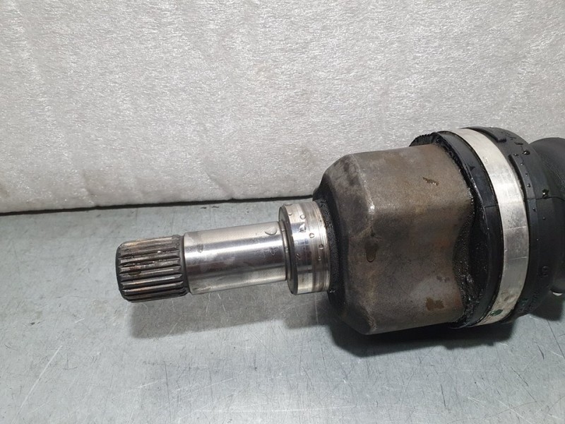 Recambio de transmision delantera izquierda para peugeot 207 x-line referencia OEM IAM 9656135180  