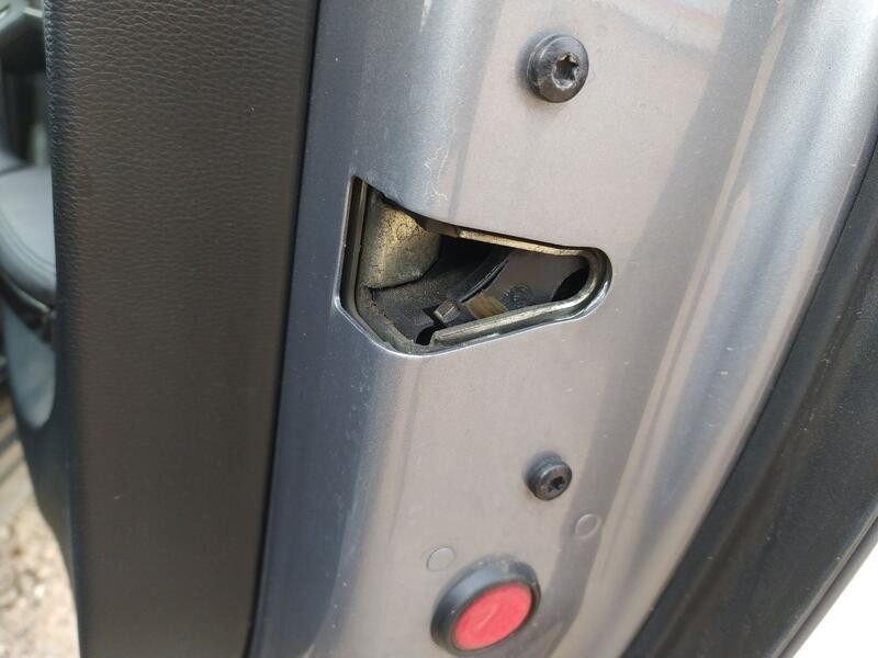 Recambio de cerradura puerta delantera derecha para bmw 6 (e63) 630 i referencia OEM IAM 51217202146  