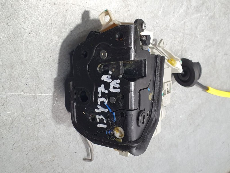 Recambio de cerradura puerta trasera derecha para audi a6 berlina (4f2) 2.7 tdi quattro referencia OEM IAM 4F0839016J  ELECTRICA