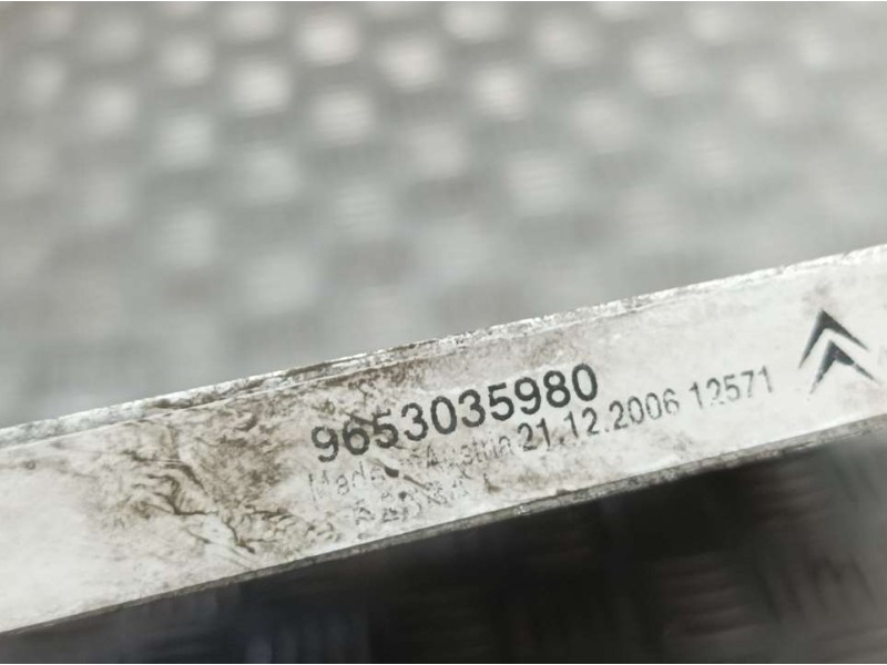 Recambio de condensador / radiador aire acondicionado para peugeot 207 x-line referencia OEM IAM 9653035980  