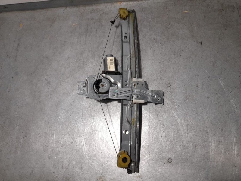Recambio de elevalunas delantero derecho para peugeot 207 x-line referencia OEM IAM 9681182280  ELECTRICO