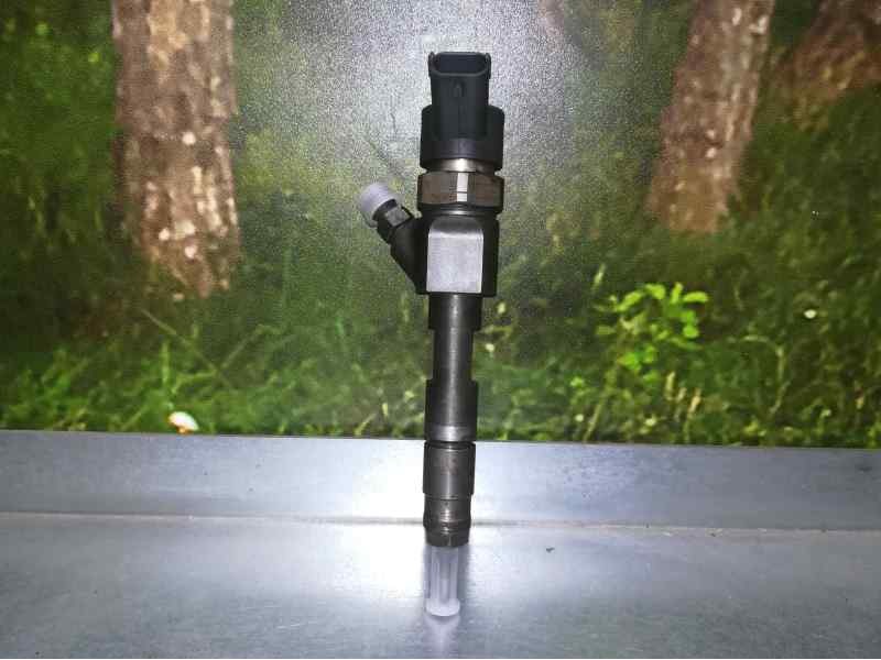 Recambio de inyector para nissan primera berlina (p12) line up referencia OEM IAM 8200100272 0445110110B BOSCH