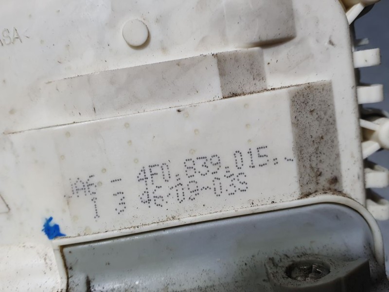 Recambio de cerradura puerta trasera izquierda para audi a6 berlina (4f2) 2.7 tdi quattro referencia OEM IAM 4F0839015  ELECTRIC