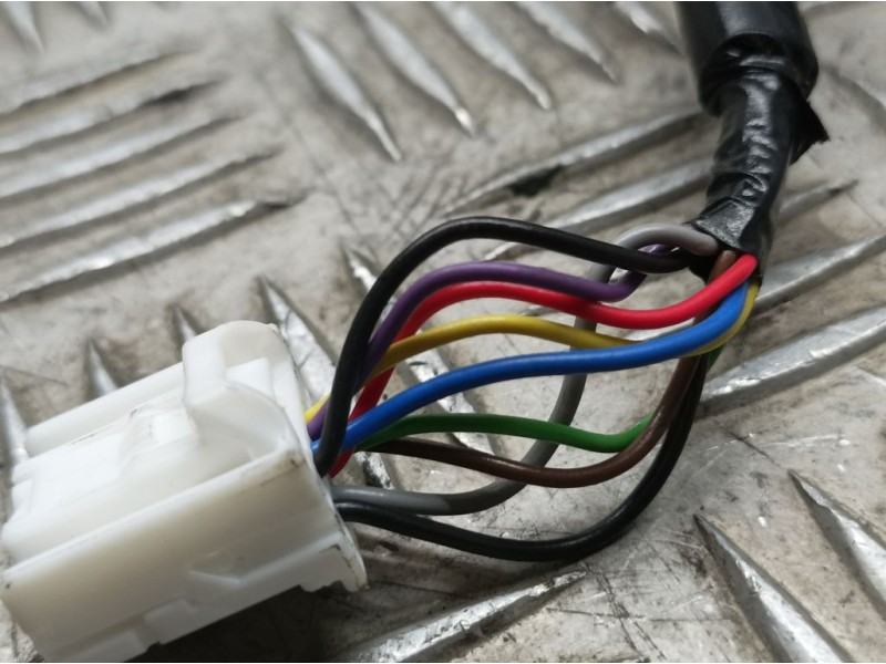 Recambio de retrovisor izquierdo para nissan qashqai (j11) acenta referencia OEM IAM 20805003  ELECTRICO 9 CABLES ROZADO