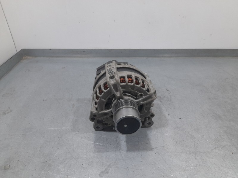 Recambio de alternador para seat arona style edition referencia OEM IAM 05E903026B EL6HED BOSCH