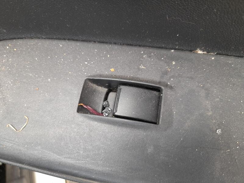 Recambio de mando elevalunas trasero derecho para mitsubishi asx (ga_w_) 1.6 di-d referencia OEM IAM MR587944  