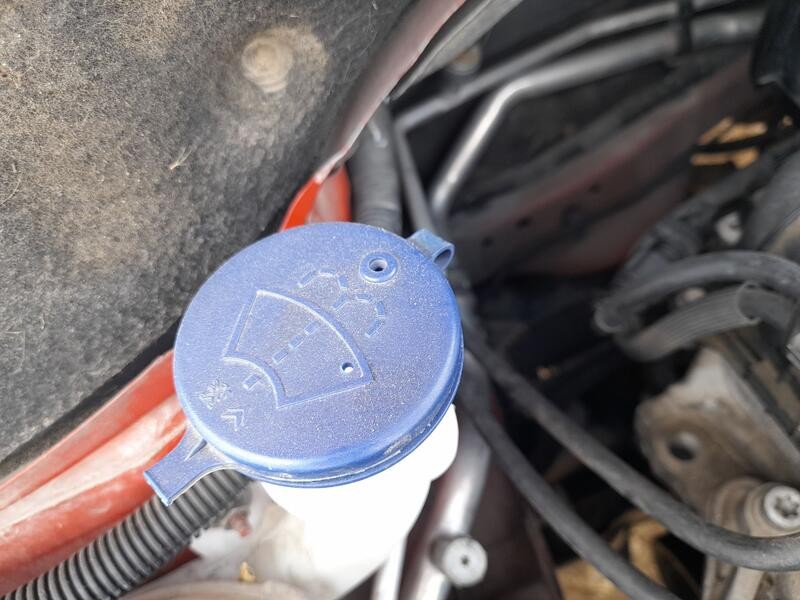 Recambio de deposito limpia para peugeot 208 i (ca_, cc_) 1.2 vti 82 referencia OEM IAM 6431N6  