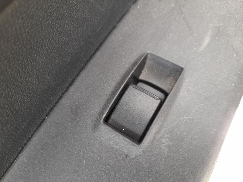 Recambio de mando elevalunas trasero izquierdo para mitsubishi asx (ga_w_) 1.6 di-d referencia OEM IAM MR587944  