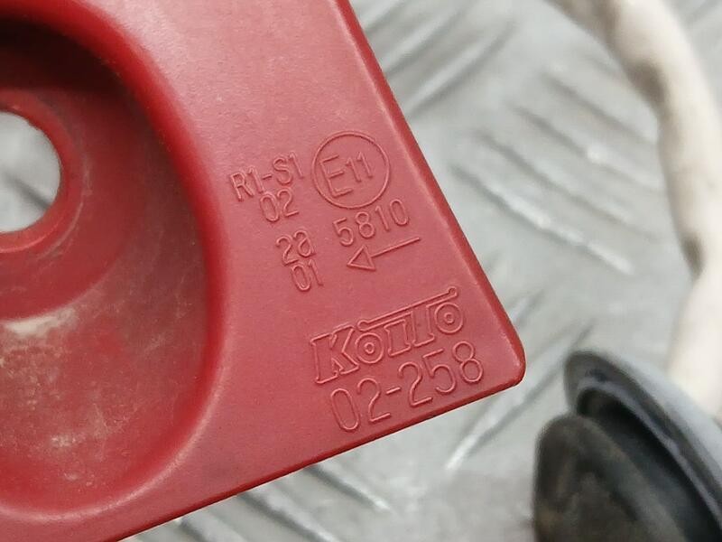 Recambio de piloto trasero izquierdo para toyota auris active referencia OEM IAM 8156102740 EXTERIOR KOITO 02258