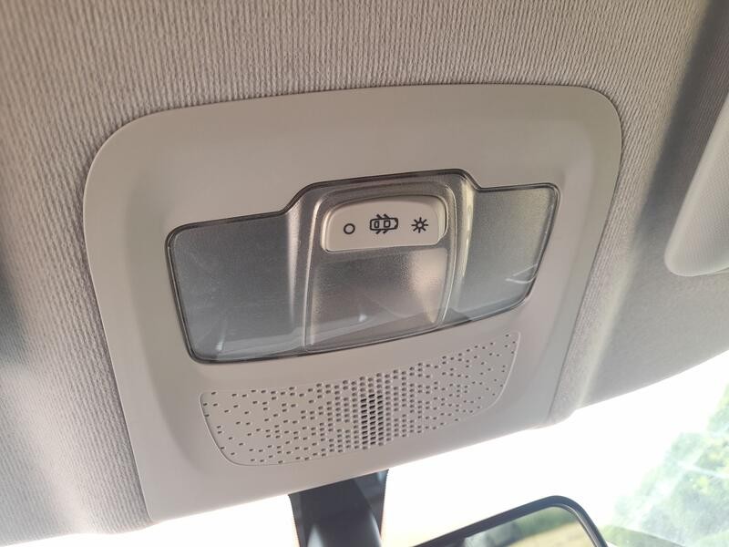 Recambio de luz interior para peugeot 208 i (ca_, cc_) 1.2 vti 82 referencia OEM IAM 96754056PR  