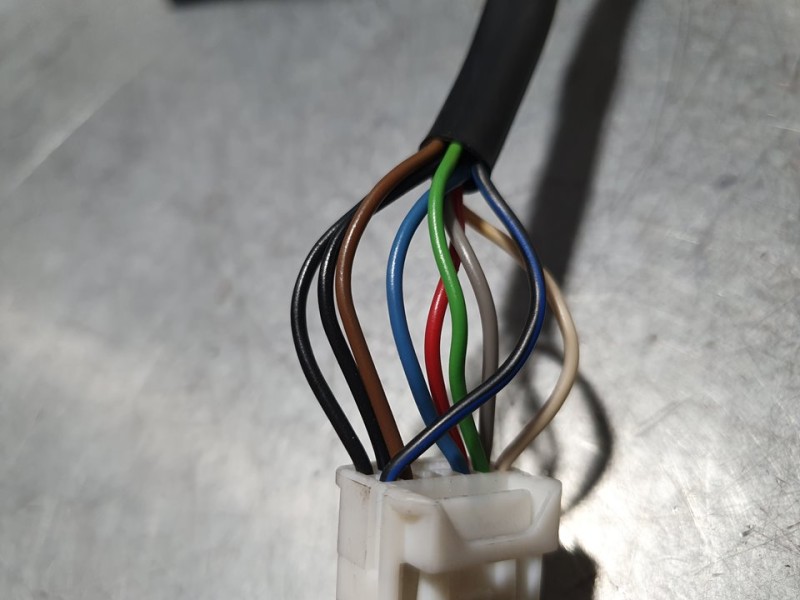 Recambio de retrovisor derecho para toyota auris active referencia OEM IAM 8791002640  ELECTRICO 9 CABLES