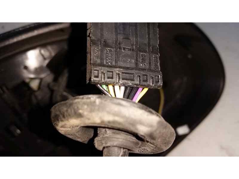 Recambio de retrovisor derecho para opel astra j lim. excellence referencia OEM IAM  9 CABLES ELECTRICO-FALTA CRISTAL