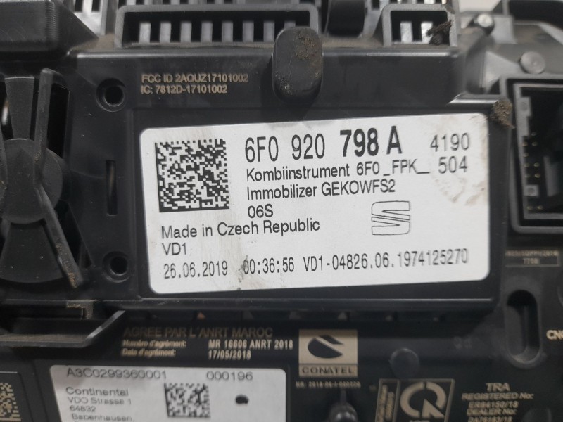 Recambio de cuadro instrumentos para seat arona style edition referencia OEM IAM 6F0920798A A3C0299360001 CONTINENTAL