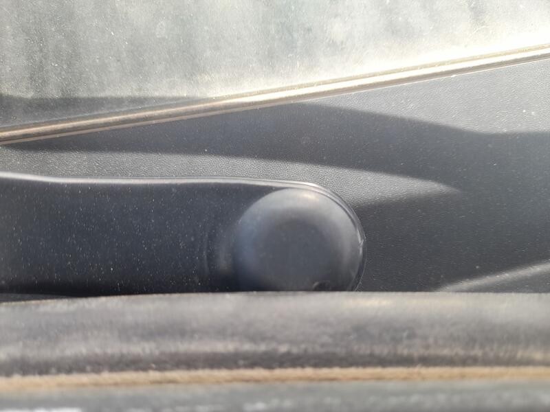 Recambio de motor limpia delantero para peugeot 208 i (ca_, cc_) 1.2 vti 82 referencia OEM IAM 9673222580  