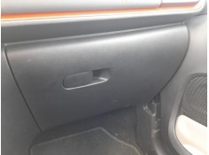 Recambio de guantera para citroën c3 iii (sx) 1.2 vti 82 referencia OEM IAM 98124977ZD  