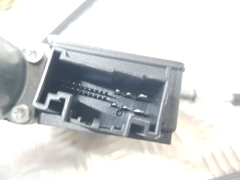 Recambio de elevalunas delantero derecho para seat arona style edition referencia OEM IAM 6F9837462A 24 PINS ELECTRICO