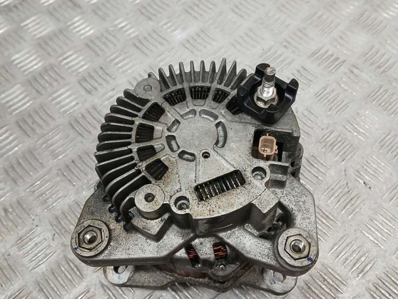 Recambio de alternador para renault laguna coupe limited referencia OEM IAM 8200960536  