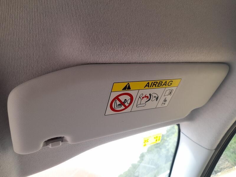 Recambio de parasol derecho para peugeot 208 i (ca_, cc_) 1.2 vti 82 referencia OEM IAM 16079196PR  