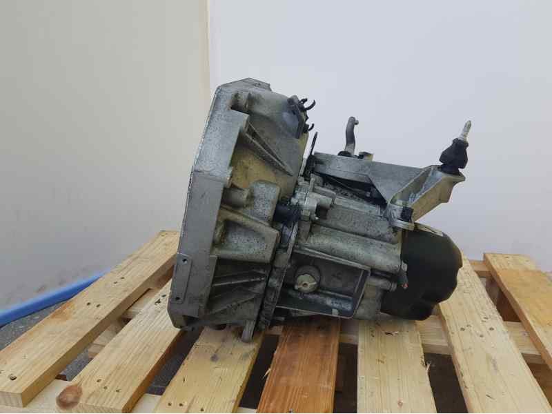 Recambio de caja cambios para nissan qashqai (j10) acenta referencia OEM IAM JR5318 C003973 5VELOCIDADES