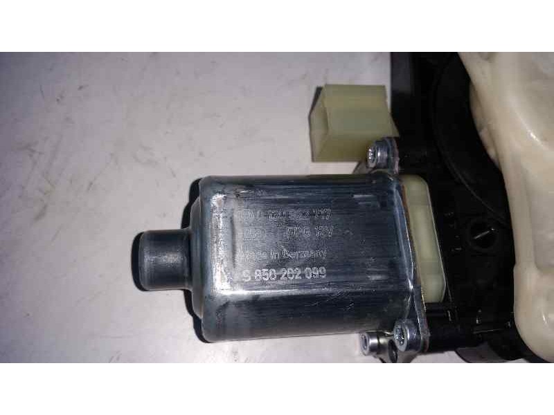 Recambio de elevalunas delantero izquierdo para seat leon sc (5f5) style referencia OEM IAM  2 PINS ELECTRICO