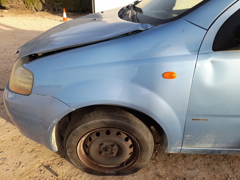 Recambio de aleta delantera izquierda para daewoo kalos (klas) 1.4 referencia OEM IAM 96476679  