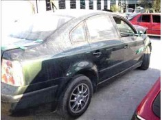 VOLKSWAGEN PASSAT BERLINA (3B2)