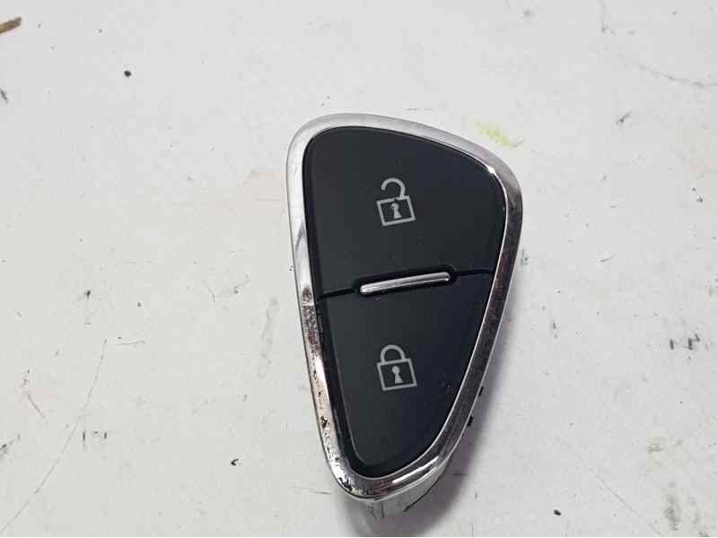 Recambio de interruptor para opel corsa e edition referencia OEM IAM 13363826 10096074 BLOQUEO PUERTAS