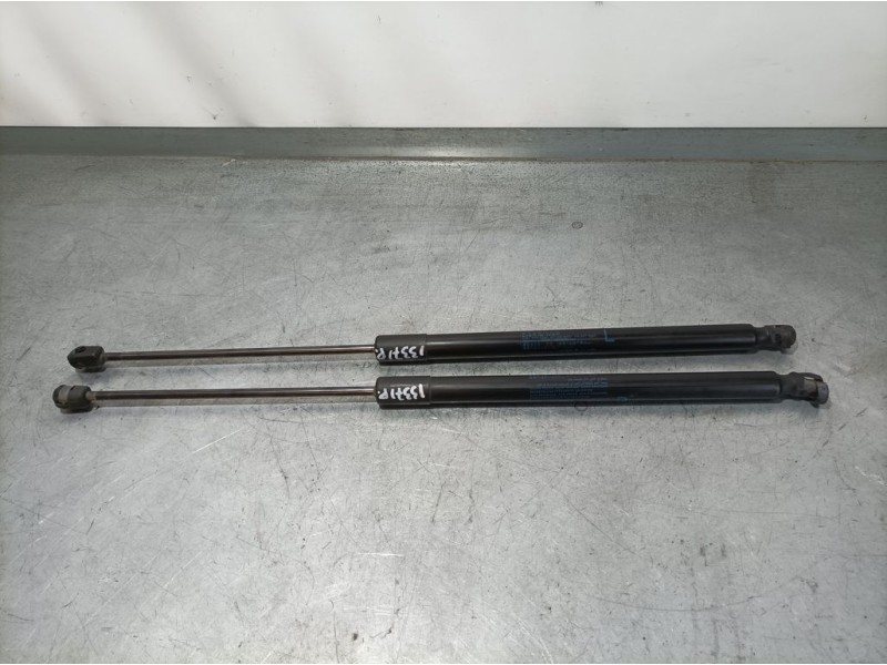 Recambio de amortiguadores maletero / porton para honda cr-v comfort 4x2 referencia OEM IAM 74820T1GE010M1  PAREJA