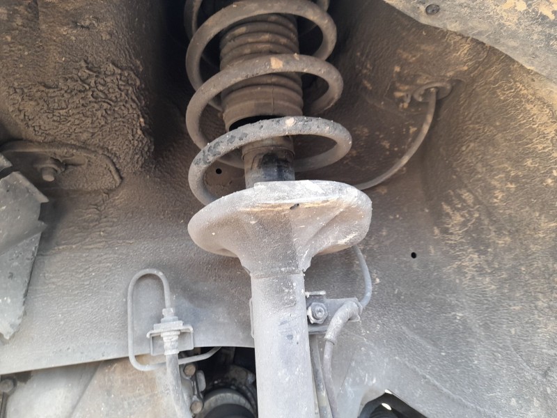 Recambio de amortiguador delantero izquierdo para daewoo kalos (klas) 1.4 referencia OEM IAM 96586885  