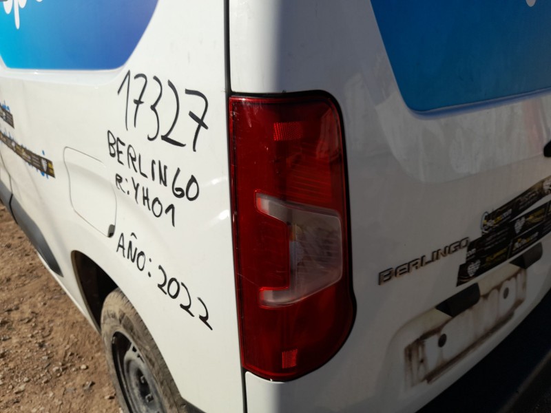 Recambio de piloto trasero izquierdo para citroën berlingo furgoneta/monovolumen (k9) 1.5 bluehdi 100 referencia OEM IAM 9819235