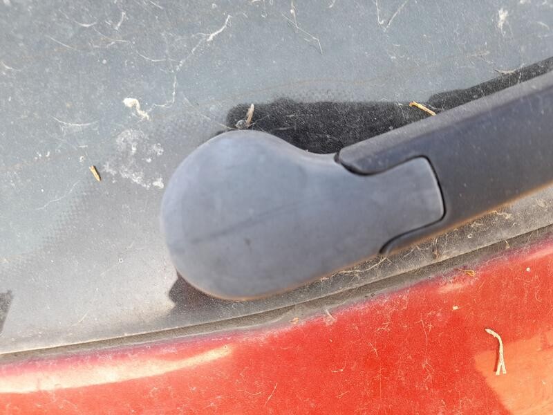 Recambio de motor limpia trasero para seat leon st (5f8) 2.0 tdi referencia OEM IAM 5F9955711A MONTADO EN PUERTA 