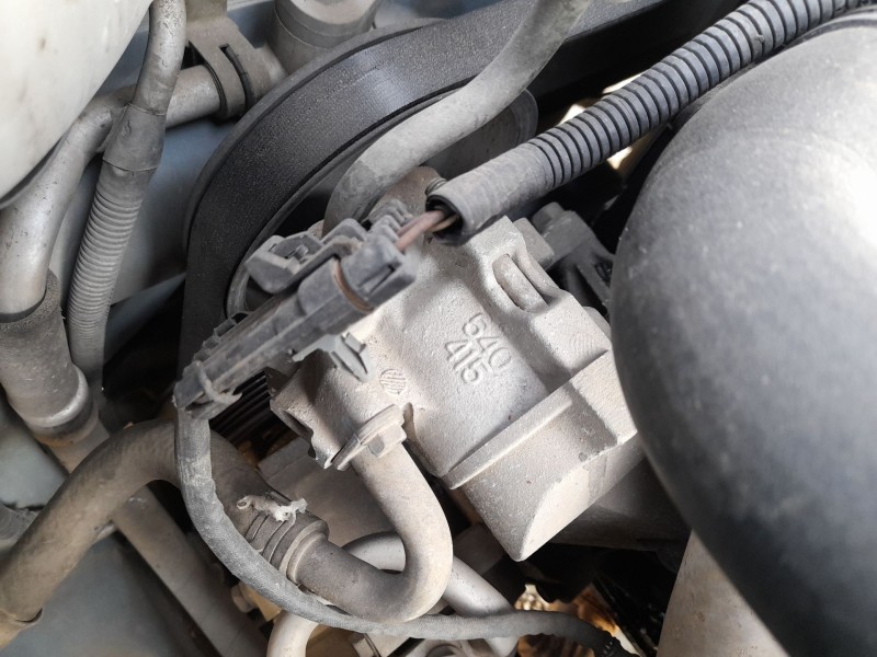 Recambio de bomba direccion para daewoo kalos (klas) 1.4 referencia OEM IAM 96535224  