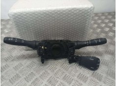 Recambio de mando luces y limpia para dacia sandero confort referencia OEM IAM 2558670985R 10508388 