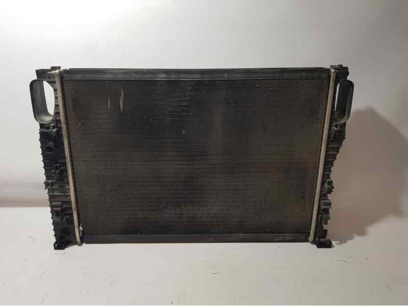 Recambio de radiador agua para mercedes-benz clase e (w211) berlina e 200 compressor (211.042) referencia OEM IAM A2115002305 RM