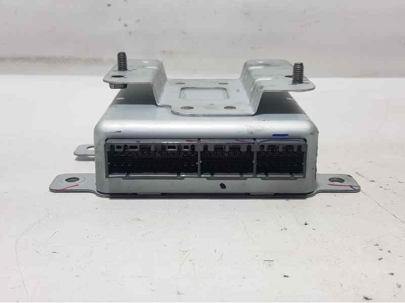 Recambio de centralita para ssangyong rodius xdi limited referencia OEM IAM 8716121101  