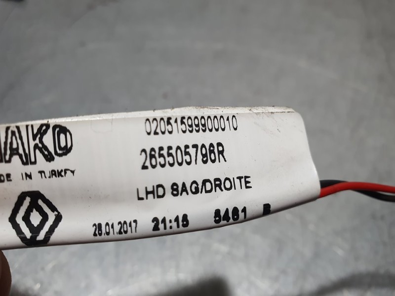 Recambio de piloto trasero derecho para renault clio iv societé referencia OEM IAM 265505796R  INTERIOR