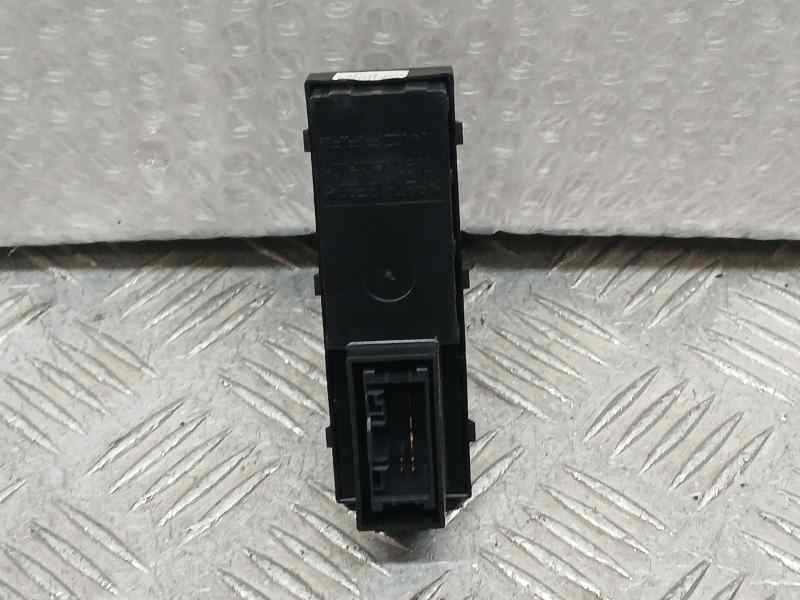 Recambio de mando elevalunas trasero derecho para fiat tipo ii (356) sedan easy referencia OEM IAM 735664630  