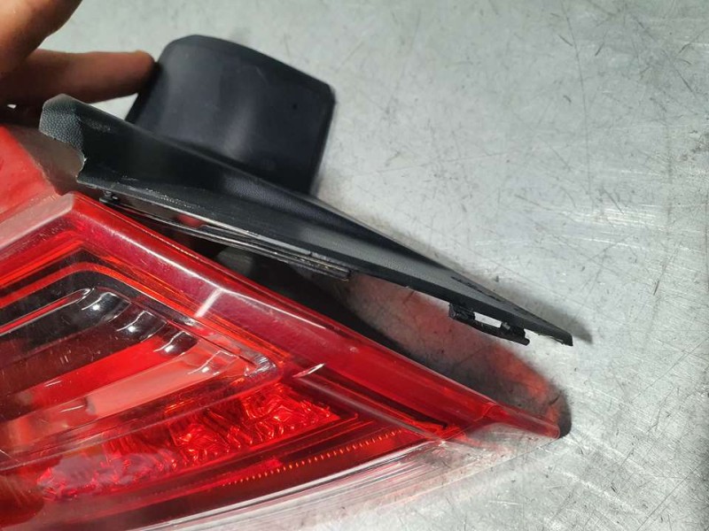 Recambio de piloto trasero izquierdo para renault laguna coupe limited referencia OEM IAM 265550005R 26040102 EXTERIOR PATA ROTA